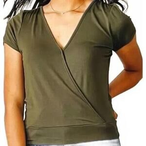 NWT Buckle Willow & Root Women’s Dusty Olive Tulip Knit VNeck Back Tie Top